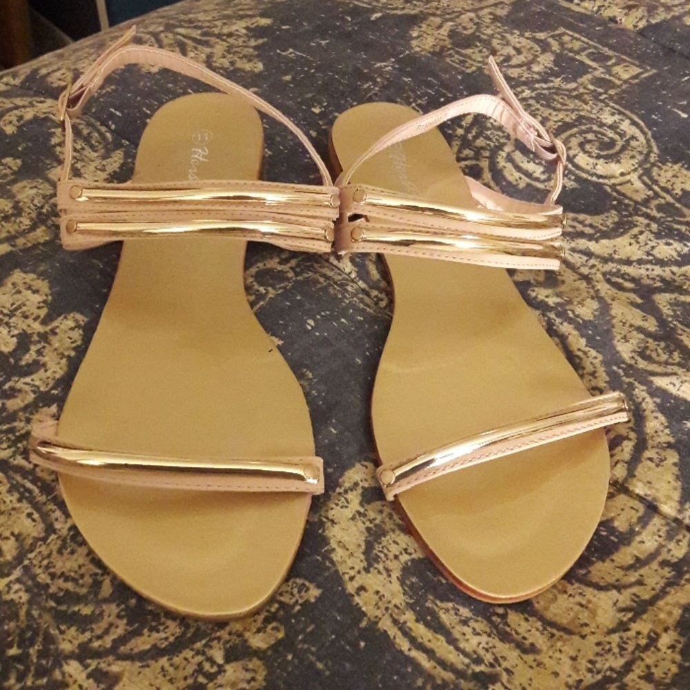 Her style gold and mauve sandals